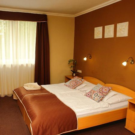 Alfa Hotel & Wellness Miskolctapolca Екстер'єр фото