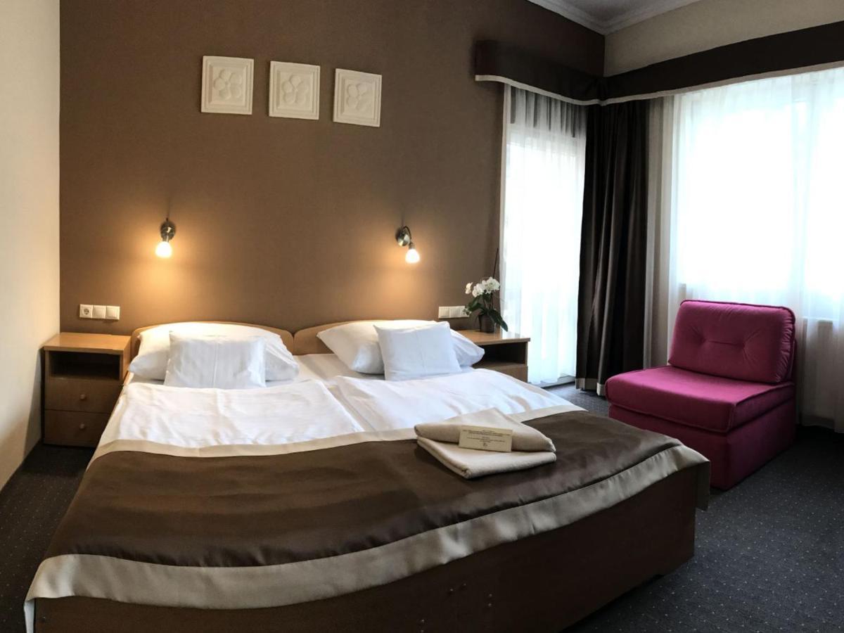 Alfa Hotel & Wellness Miskolctapolca Екстер'єр фото