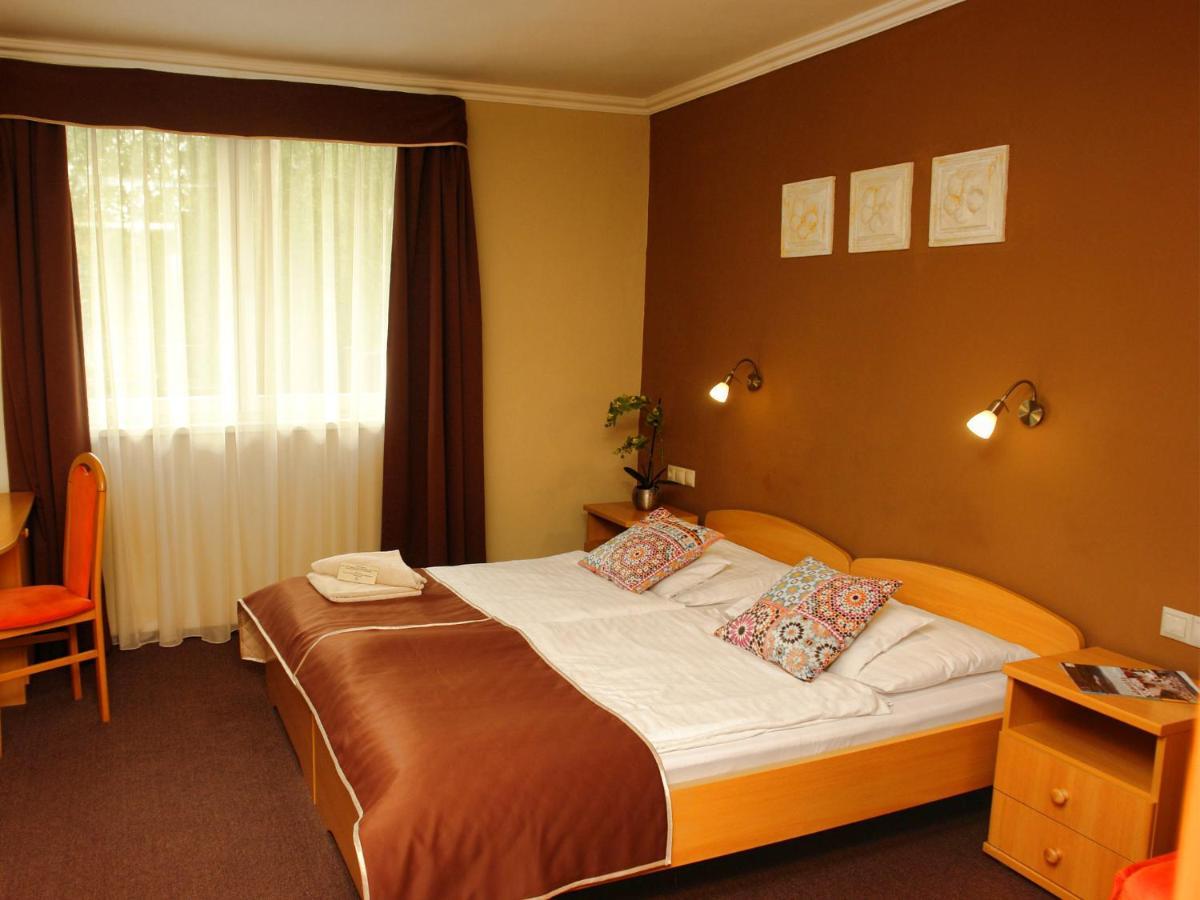 Alfa Hotel & Wellness Miskolctapolca Екстер'єр фото