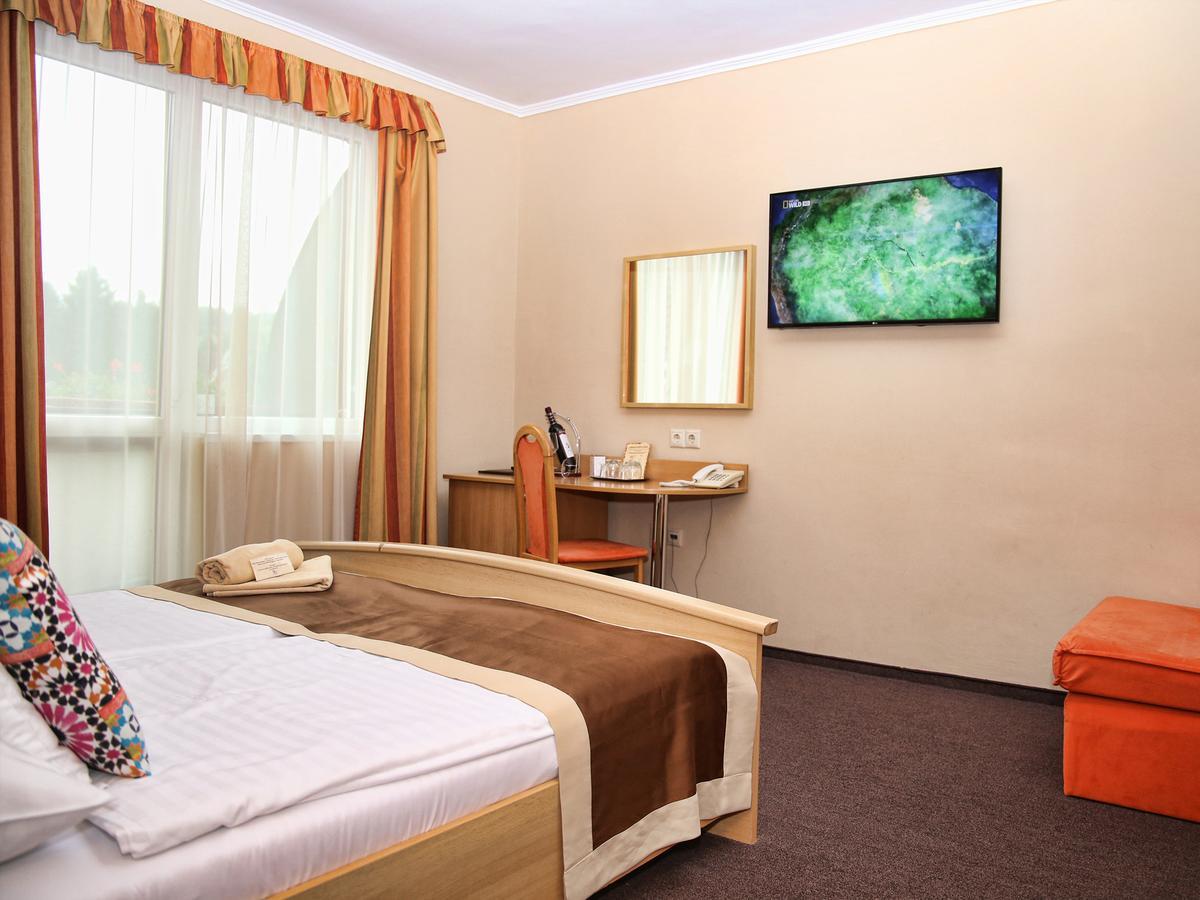 Alfa Hotel & Wellness Miskolctapolca Екстер'єр фото