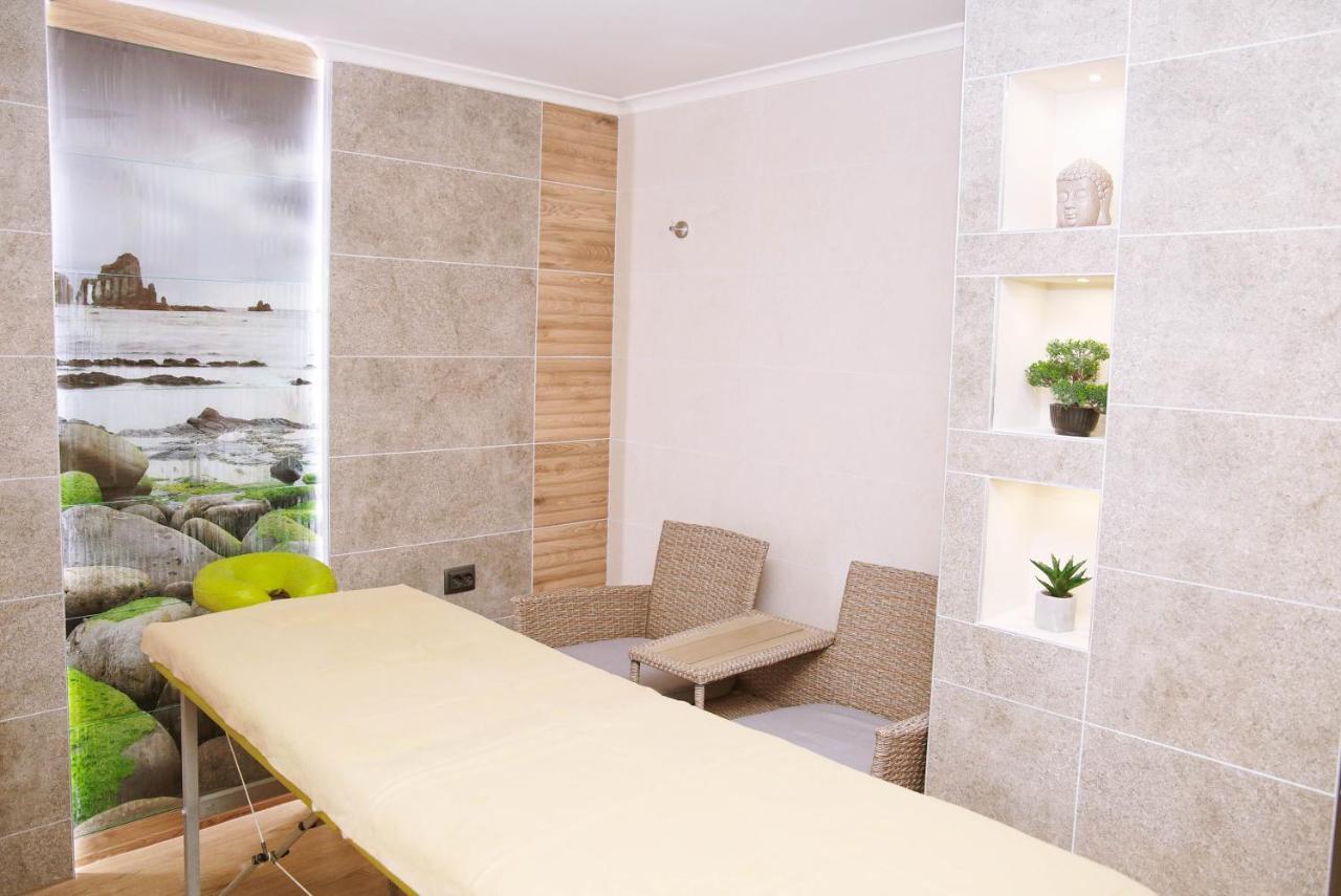 Alfa Hotel & Wellness Miskolctapolca Екстер'єр фото